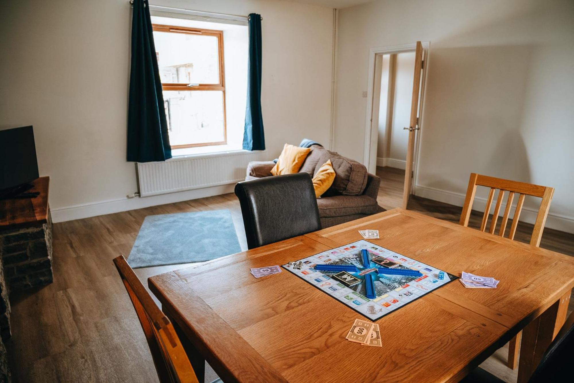 Vale Farm Cottages Брекон Экстерьер фото